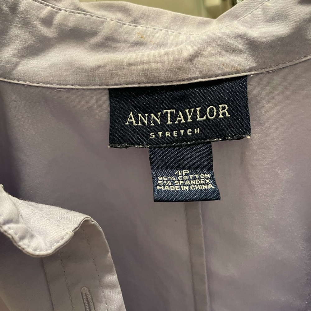ANN TAYLOR 4P 90s BLUE CROPPED BUTTON DOWN